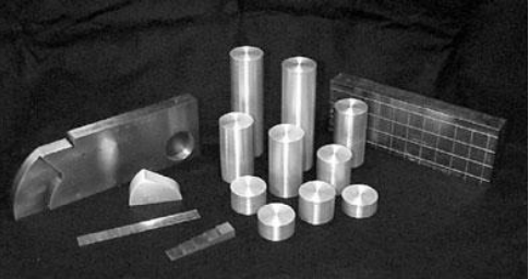 Ultrasonik muayenede kullanılan çeşitli kalibrasyon blokları