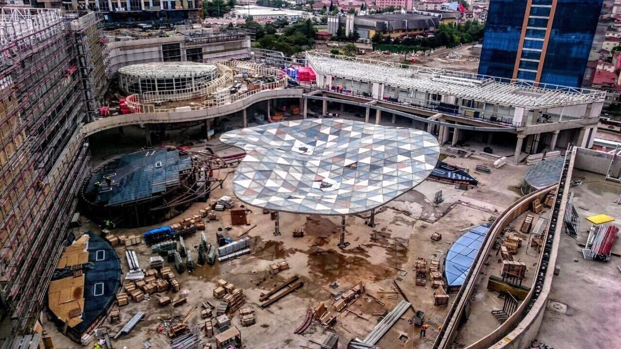 Istanbul Maltepe Bank Mall Canopies